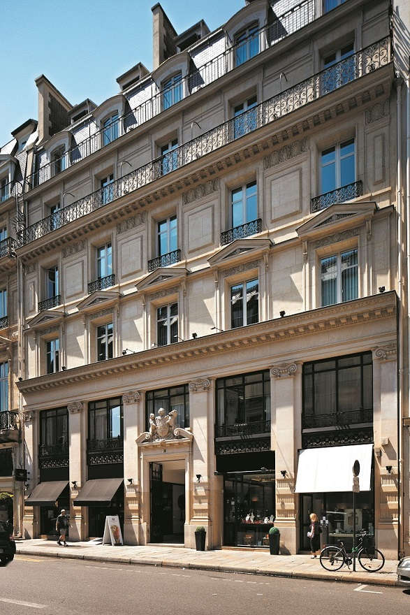 Loewe (LVMH) s'installe au 3 rue Scribe, propriété d'Aviva Investors à Paris 9ème